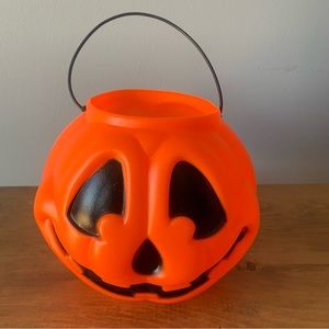 Vintage Halloween Pumpkin Face Bucket Blow Mold General Foam Plastics USA